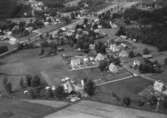 Flygfoto över Broaryd i Gislaveds kommun, Jönköpings län. Nr 198/1956