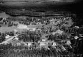 Flygfoto över Bottnaryd i Jönköpings län. Nr 245/1956