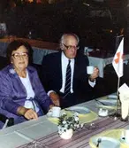 RK Kållered 1988.
Röda Korset 50-årsjubileum.
Kållereds Värdshus, G:a Riksvägen.
Fr. v.:
Astrid Linnerhag, 1906-1997
Agnar Linnerhag, 1901-1998