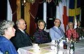 Röda korsets 50-årsjubileum i Värdshuset 1988.
Från vänster: MajBritt Andreasson, Alve Brandin, Iréne Karlsson, Erik Karlsson, okänd, Ragnar Andersson, Britt Törnquist (RK Mölndal) samt Rolf Leidenborg (ordförande RK Kållered).