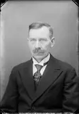 Viktor Emanuel Grundström från Väddika, Hökhuvuds socken, Uppland