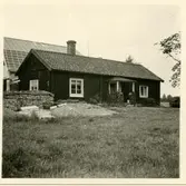 Lillhärad sn. Ytter Åby, Kaplansgården