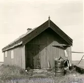 Sjöbod vid Klockholm. Sedd mot bodsvalen.