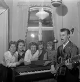 Nyårsreportage. 
2 januari 1959.