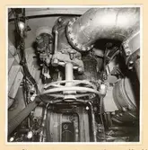 Dieselm.rum. Avgasventilerna sedda akterifrån.