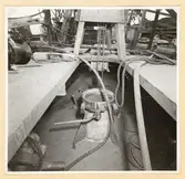 Överbyggnad. Aktra kanonfundamentet sett förifrån.