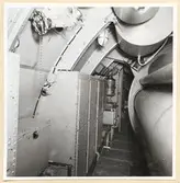 Torpedrummet. SB sida (bordvart torp.mag.) sedd förifrån.