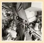 Dieselmotorrum. BB sida. Bordvarts diesel sedd förifrån.