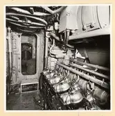 Dieselmotorrum. SB sida sedd akterifrån.