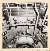 Dieselmotorrum. Taket, manöverplatsen, sett förifrån.