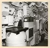 Manöverrum. Förkant vid SB:s sida. 878-23