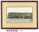 Gruppfoto med militärmusiker