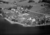 Flygfoto över Kaxholmen i Jönköpings kommun. Nr: 276/1959