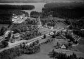 Flygfoto över Hällabäck i Gislaveds kommun, Jönköpings län. Nr: 309/1961