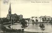 Vykort med motiv över Gustav Adolfs kyrkan, Flickskolan och Läroverket.