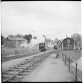 Byvalla - Långshyttans Järnväg, BLJ ånglok utanför lokstallet.