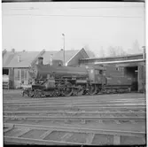 Statens Järnvägar, SJ B 1314 utanför lokstallarna i Falun.