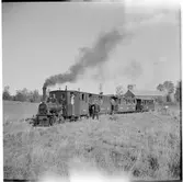 Museijärnväg Östra Södermanlands Järnväg, ÖSlJ persontåg med lok 2 