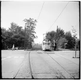 Helsingborgs Stads Spårvägar, HSS F2 48 linje 3 Lussebäcken vid hållplats på Planteringsvägen - Dècauvillegatan sedd västerut.