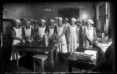 Skolkökskurs i Årnäs 1934.