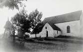 Gökhems kyrka från nordväst