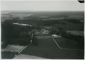 Odensvi sn, Köping, Vahlsta.
Flygfoto över Vahlsta säteri, 1932.