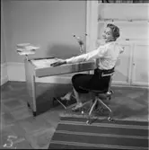 ETAPPMÖBLER TAGNING MED MODELL