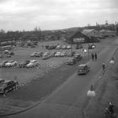 Alla busstationer under ett tak.
7 april 1959.