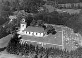 Nuvarande kyrkan i Annerstad uppfördes åren 1823-1824 i nyklassicistisk stil under ledning av länsbyggmästaren Peter Österlöf, efter ritningar av arkitekt Johan Abraham Wilelius. 30 juli 1826 invigdes kyrkan av biskop Esaias Tegnér.