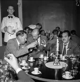 Reportage från pappersbruket Papyrus pressvisning i Mölndal, 29/8 1955.