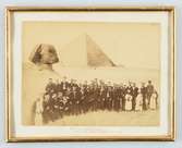 Korvetten FREJAS besättning 1890 vid pyramiderna