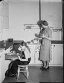 ARBETSBILDER I KÖK MM FÖR KÖKSBOKEN