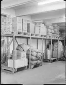 LASTBRYGGOR, KAJER, TRANSPORTANORDNINGAR I KONSUMHUSET