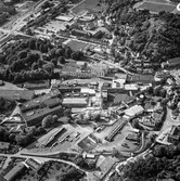 Flygfoto över pappersbruket Papyrus fabriksområde i Mölndal, 9/6 1969.