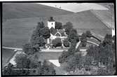 Flygfoto över Tillberga kyrka, Västerås