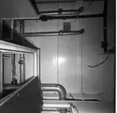 Carlskrona
Interiör av minfartyget Carlskrona, rör arrangemang i taken