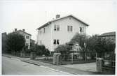 Västerås, Iggebygärdet.
Bostadshus i kv. Ugglan 1528 CA, Vallgatan 11. 1972.