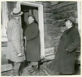 Sura sn, Surahammars kn, Västsura.
Vid reparation av herrgårdsflyglarna.