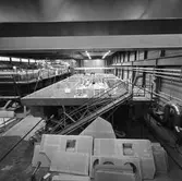 Norska Ses-en i plastverkstan och båt nr 2 i mellanhallen