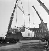 Lyft och vändning av stridsb. 90 i palstv.