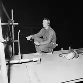 Arbetsbilder i skrovhallen