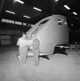 Tågfront höghastighetståg i plastverkstan