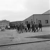 Pensionärer besöker varvet