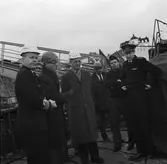 Besök av folk från FMV och UD H. Frisk ombord på M73 Koster