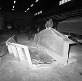 Stridsbåt CG 13 i plastverkstan