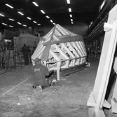 Stridsbåt CG 13 i plastverkstan