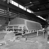 Stridsbåt CG 13 i plastverkstan