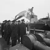 M 76 Ven överlämnas till Marinen