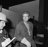 Personal i svetsverkst, plastv och el-maskinverkst.