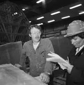 Personal i svetsverkst, plastv och el-maskinverkst.